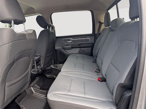 Used 2020 RAM 1500 Big Horn AWD/4WD image 14