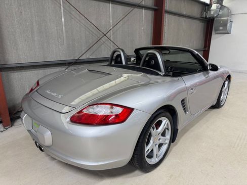 Used 2005 Porsche Boxster S RWD image 37