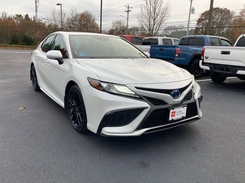 Certified 2024 Toyota Camry XSE w/ Navigation Package image 10