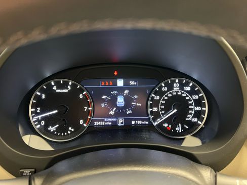 Used 2022 INFINITI QX50 Essential image 21