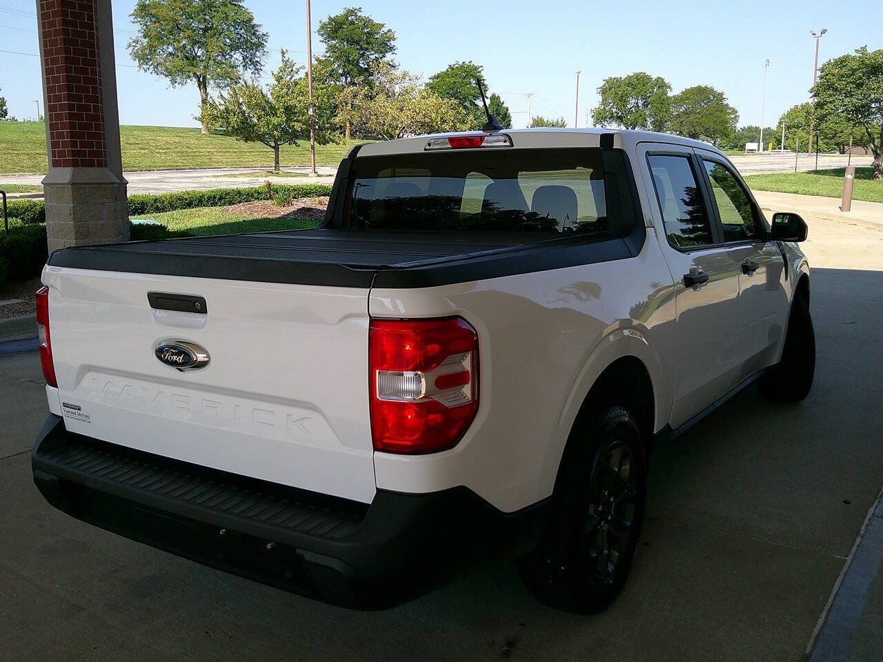 Used 2023 Ford Maverick XLT FWD image 5