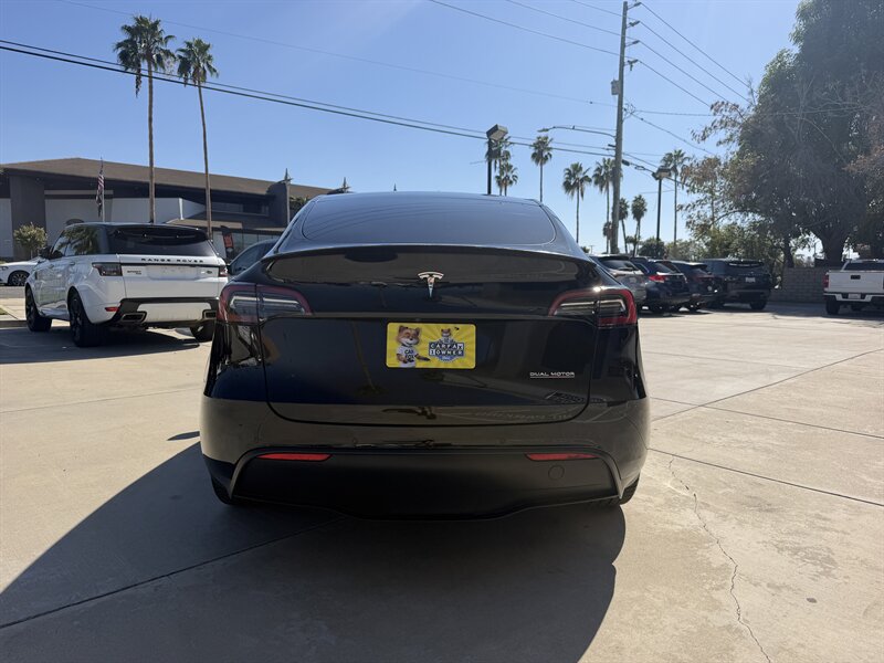 Used 2022 Tesla Model Y Performance AWD/4WD image 4