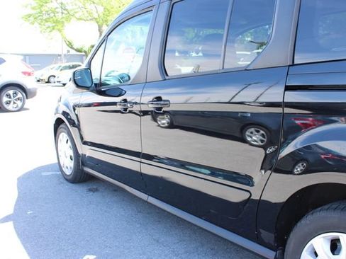 Used 2019 Ford Transit Connect XLT image 43