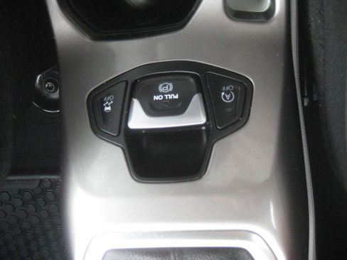 Used 2022 Jeep Renegade Limited AWD/4WD image 20