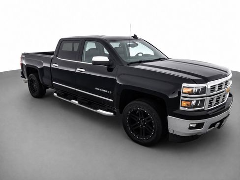 Used 2015 Chevrolet Silverado 1500 LTZ Z71 w/ LTZ Plus Package AWD/4WD image 3