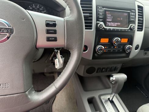 Used 2017 Nissan Frontier SV w/ SV Value Truck Package image 10