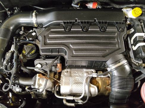 Used 2023 Jeep Renegade Latitude image 30