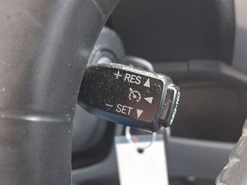 Used 2010 Toyota Tacoma PreRunner image 21