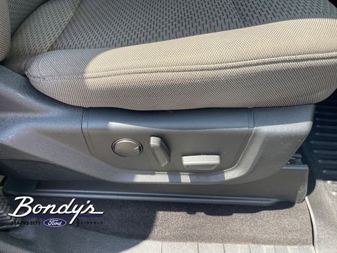 Used 2020 Ford F150 XLT w/ Equipment Group 302A Luxury AWD/4WD image 17