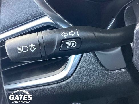 Used 2023 Chevrolet Equinox LT AWD/4WD image 24