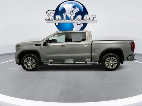 Certified 2025 GMC Sierra 1500 Denali w/ Technology Package AWD/4WD image 9