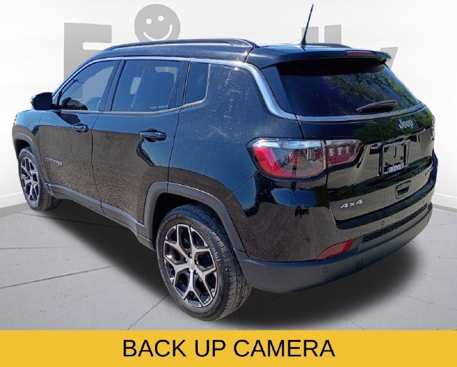 Used 2024 Jeep Compass Limited AWD/4WD image 8