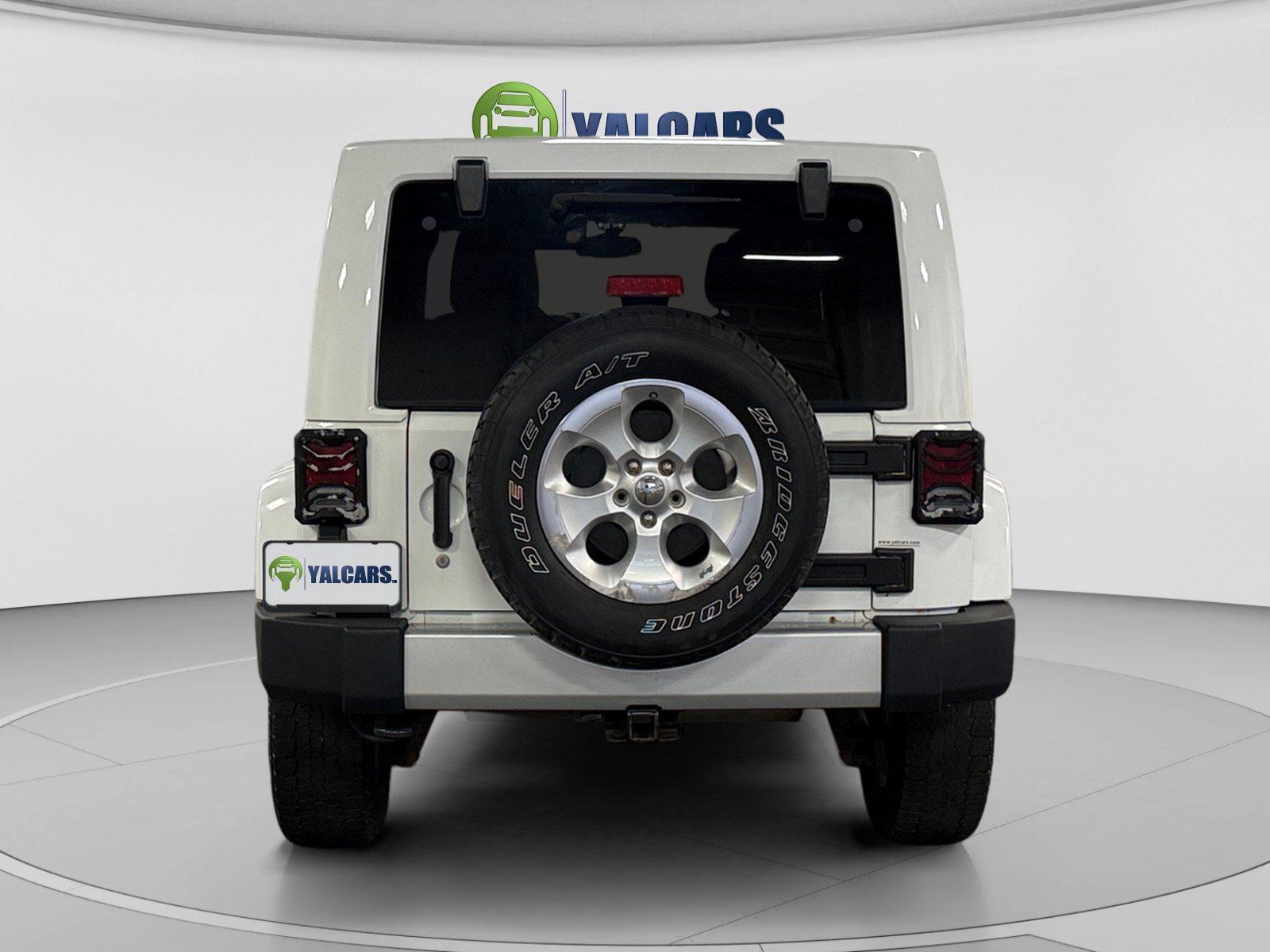 Used 2014 Jeep Wrangler Unlimited Sahara w/ Connectivity Group AWD/4WD image 4