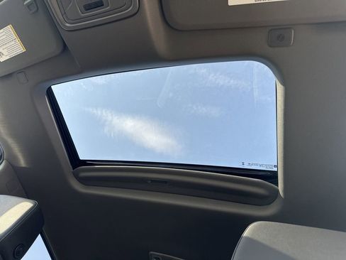 New 2026 GMC Sierra 1500 SLT w/ SLT Premium Plus Package image 24