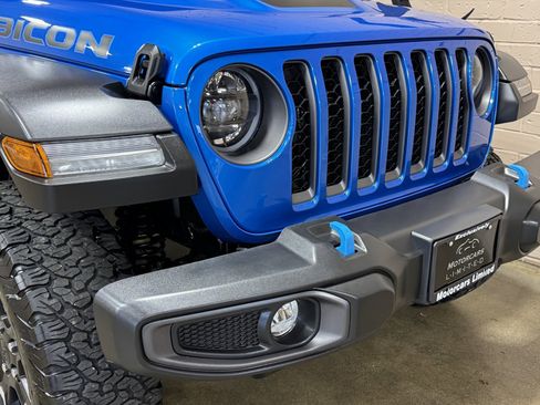 Used 2023 Jeep Wrangler Unlimited Rubicon 4xe w/ Dual Top Group image 15