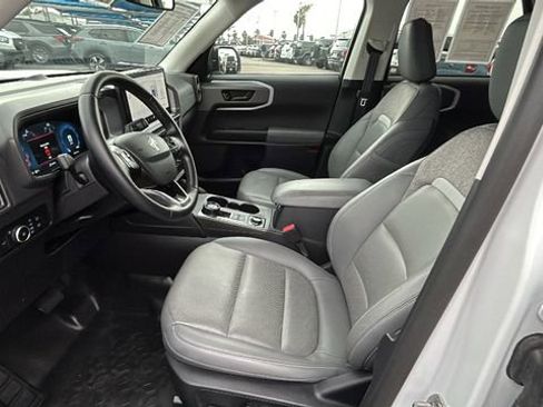 Used 2025 Ford Bronco Sport Badlands image 17