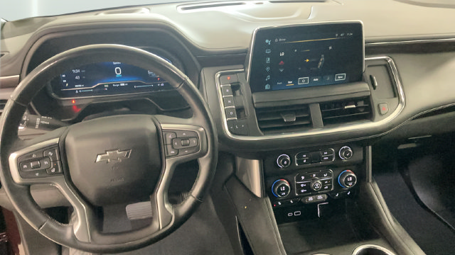 Used 2023 Chevrolet Tahoe Z71 w/ Luxury Package AWD/4WD image 10