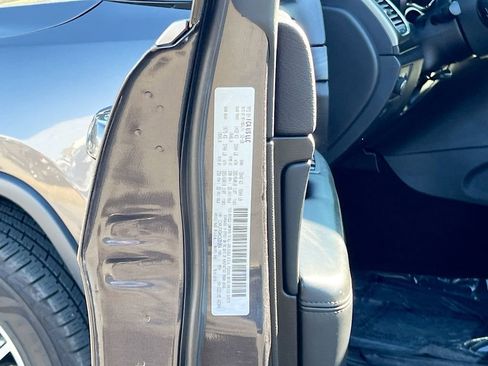 Certified 2019 Jeep Grand Cherokee Laredo w/ 18" Wheel & 8.4" Radio Group image 28