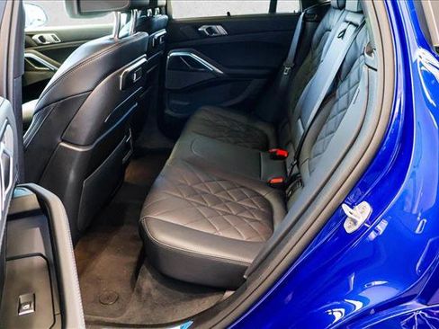 New 2025 BMW X6 M60i w/ Executive Package image 17