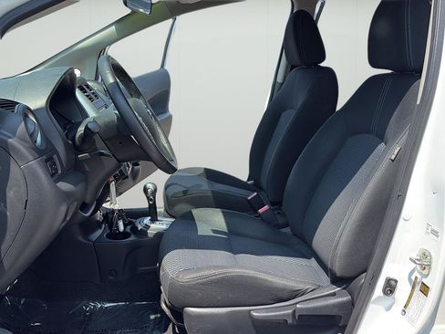 Used 2019 Nissan Versa Note SV FWD image 18