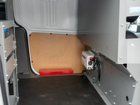 Used 2022 Ford Transit Connect XL image 15