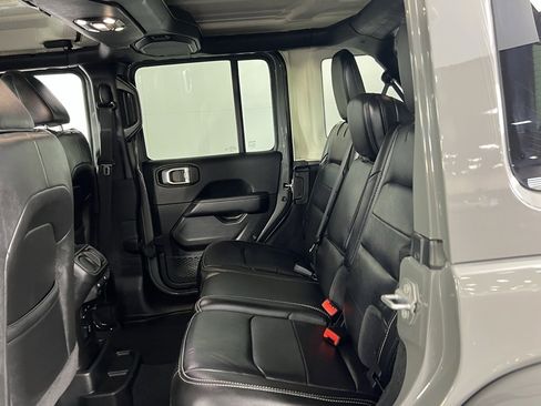 Certified 2022 Jeep Wrangler Unlimited Sahara w/ LED Lighting Group image 26