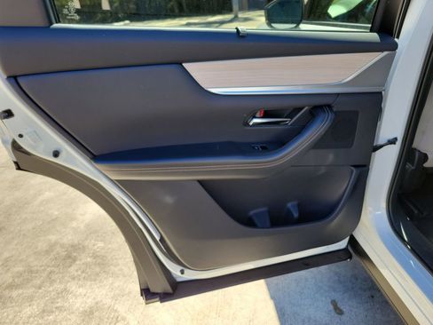 New 2026 MAZDA CX-70 3.3 Turbo w/ Preferred Package image 16