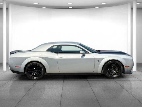 Used 2020 Dodge Challenger SRT Hellcat RWD image 8