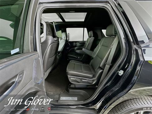Used 2023 Cadillac Escalade Sport image 16