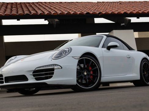 Used 2013 Porsche 911 Carrera S image 76