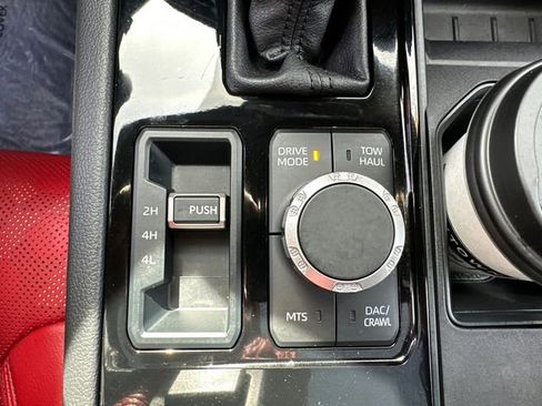 Used 2025 Toyota Tundra TRD Pro AWD/4WD image 43