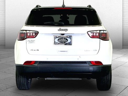 Used 2025 Jeep Compass Limited image 3