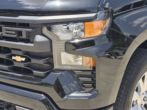 Used 2025 Chevrolet Silverado 1500 Custom RWD image 15