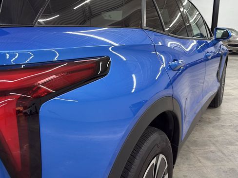 Used 2024 Chevrolet Blazer EV LT AWD/4WD image 8