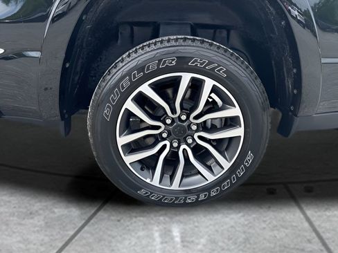 Used 2025 RAM 1500 Limited AWD/4WD image 38