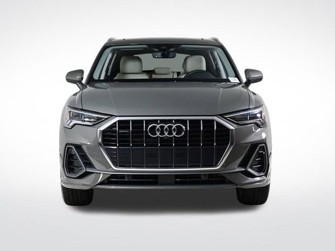 Certified 2024 Audi Q3 2.0T Premium Plus image 8