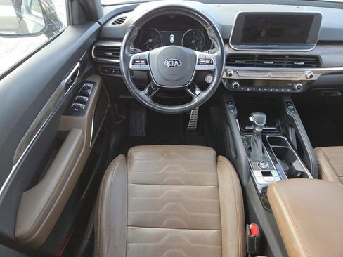 Used 2021 Kia Telluride SX w/ SX Prestige Package image 34