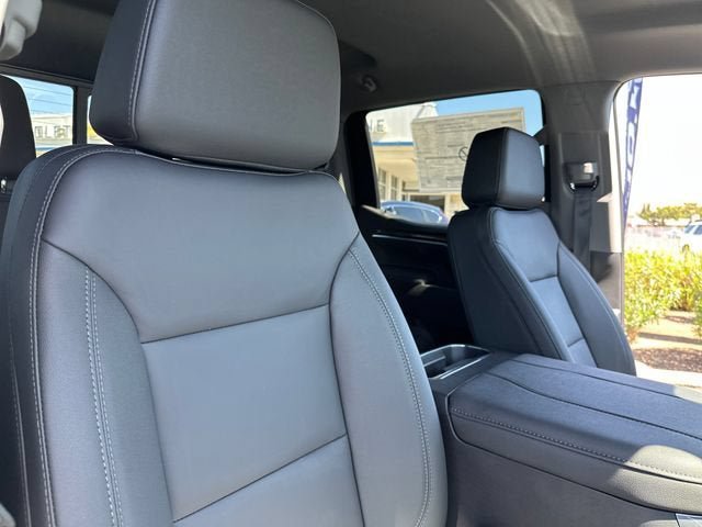 New 2026 Chevrolet Silverado 1500 RST AWD/4WD image 35