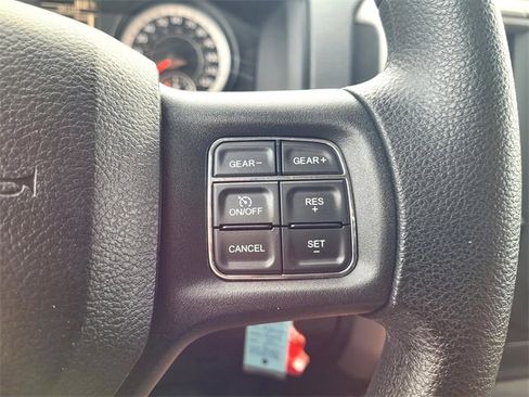 Used 2017 RAM 1500 Express image 23