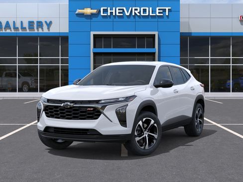 New 2026 Chevrolet Trax RS w/ Sunroof Package FWD image 7