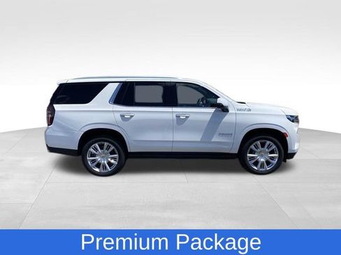 Certified 2024 Chevrolet Tahoe High Country w/ Premium Package AWD/4WD image 7