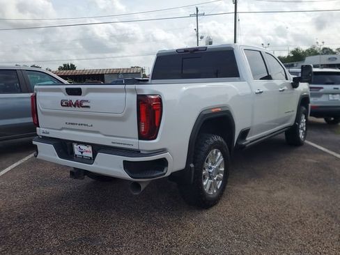 Used 2023 GMC Sierra 2500 Denali w/ Denali Ultimate Package AWD/4WD image 3
