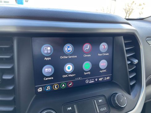 Used 2021 GMC Acadia SLT w/ Premium Package image 10