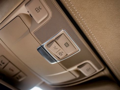 Used 2013 Mercedes-Benz SL 63 AMG image 30