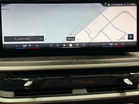 Used 2024 BMW X7 xDrive40i image 24