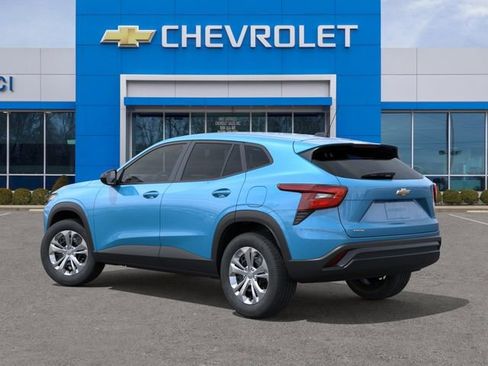 New 2026 Chevrolet Trax LS FWD image 3