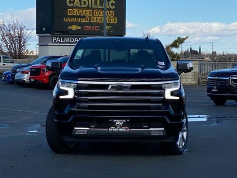 New 2026 Chevrolet Silverado 1500 High Country image 2