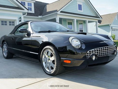 Used 2002 Ford Thunderbird Deluxe RWD image 20