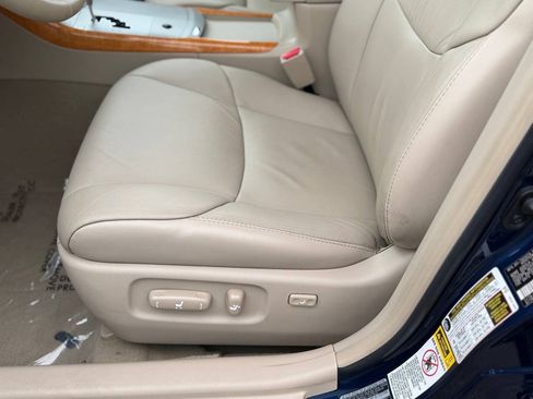 Used 2007 Toyota Avalon Touring FWD image 19