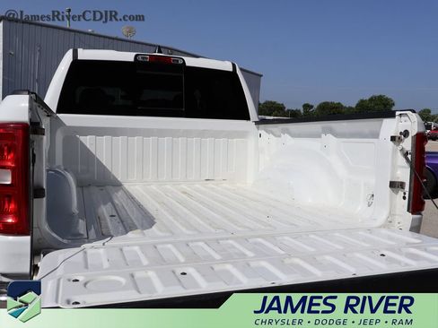 Used 2025 RAM 1500 Big Horn AWD/4WD image 15